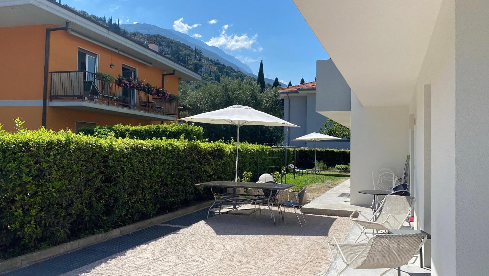 Appartamenti Nataly Torbole Sul Garda ภายนอก รูปภาพ