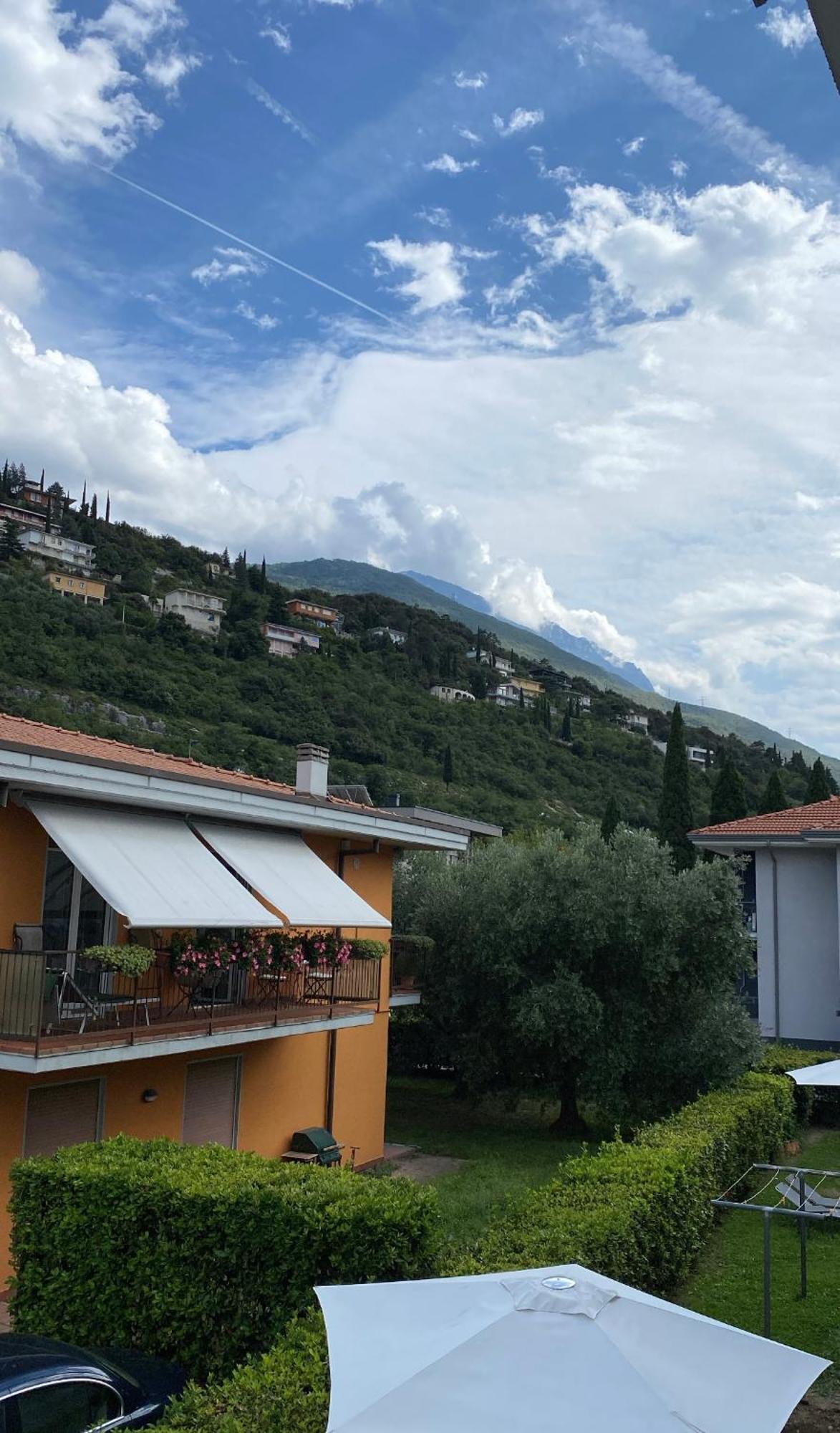 Appartamenti Nataly Torbole Sul Garda ภายนอก รูปภาพ